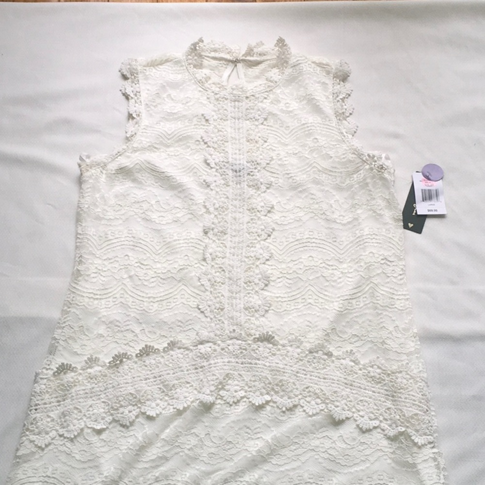 NWT white sleeveless mock neck lace dress